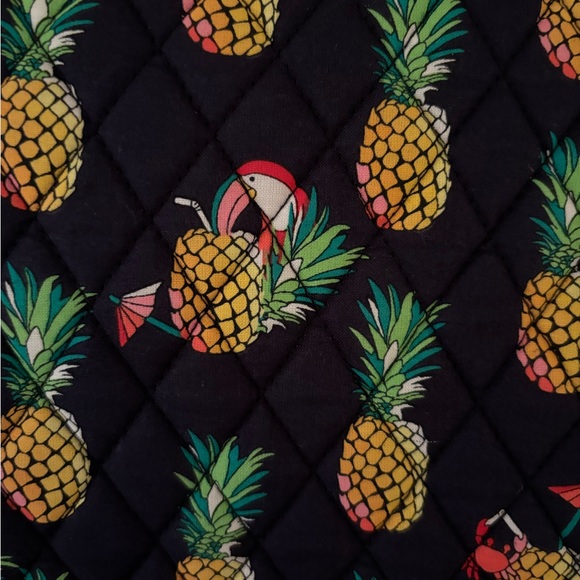 NWT Vera Bradley Trio Zip Hipster - Picture 2 of 4